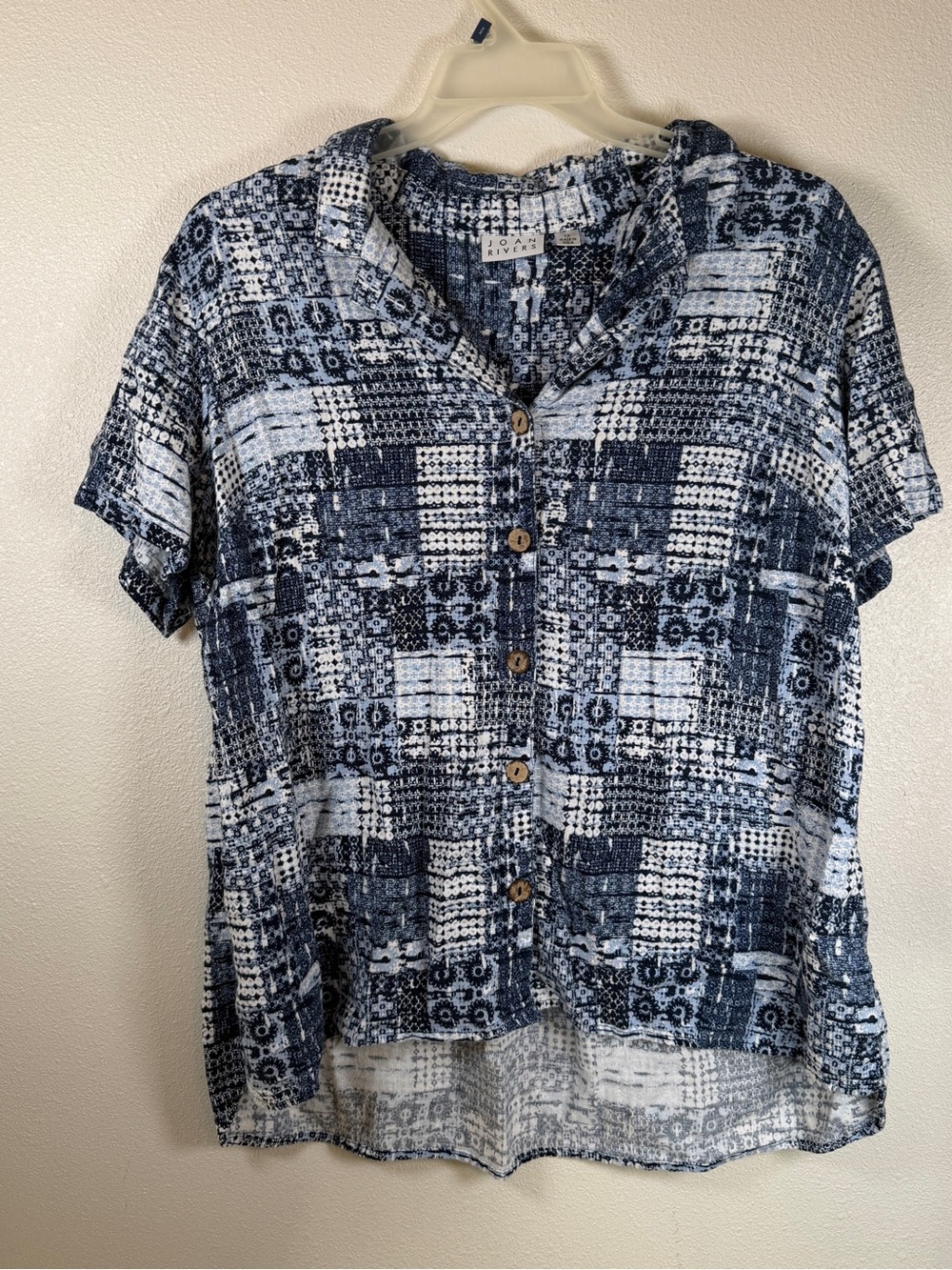 Joan Rivers Linen Blend Button Front Blouse Size 1X Blue Print
